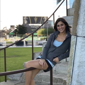 Meet your Posher, Marisa